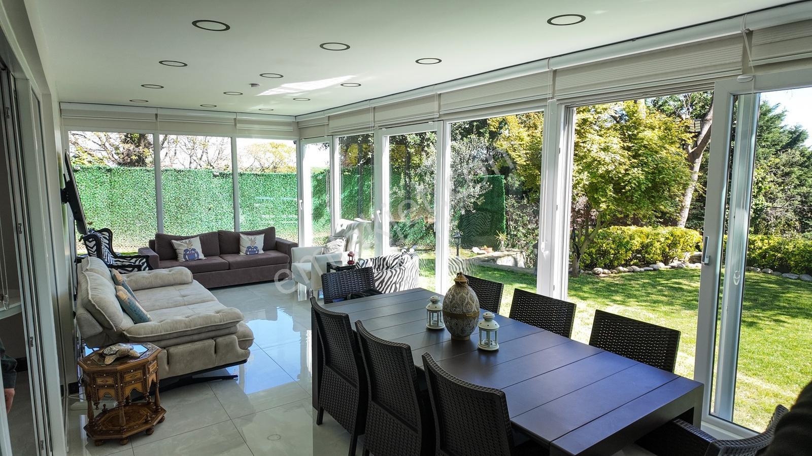 Demirciköy Prestijli Sitede Özel Dekorasyonlu 6+1 Satılık Villa - Görsel 15