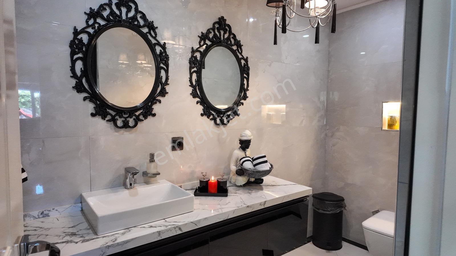 Demirciköy Prestijli Sitede Özel Dekorasyonlu 6+1 Satılık Villa - Görsel 13