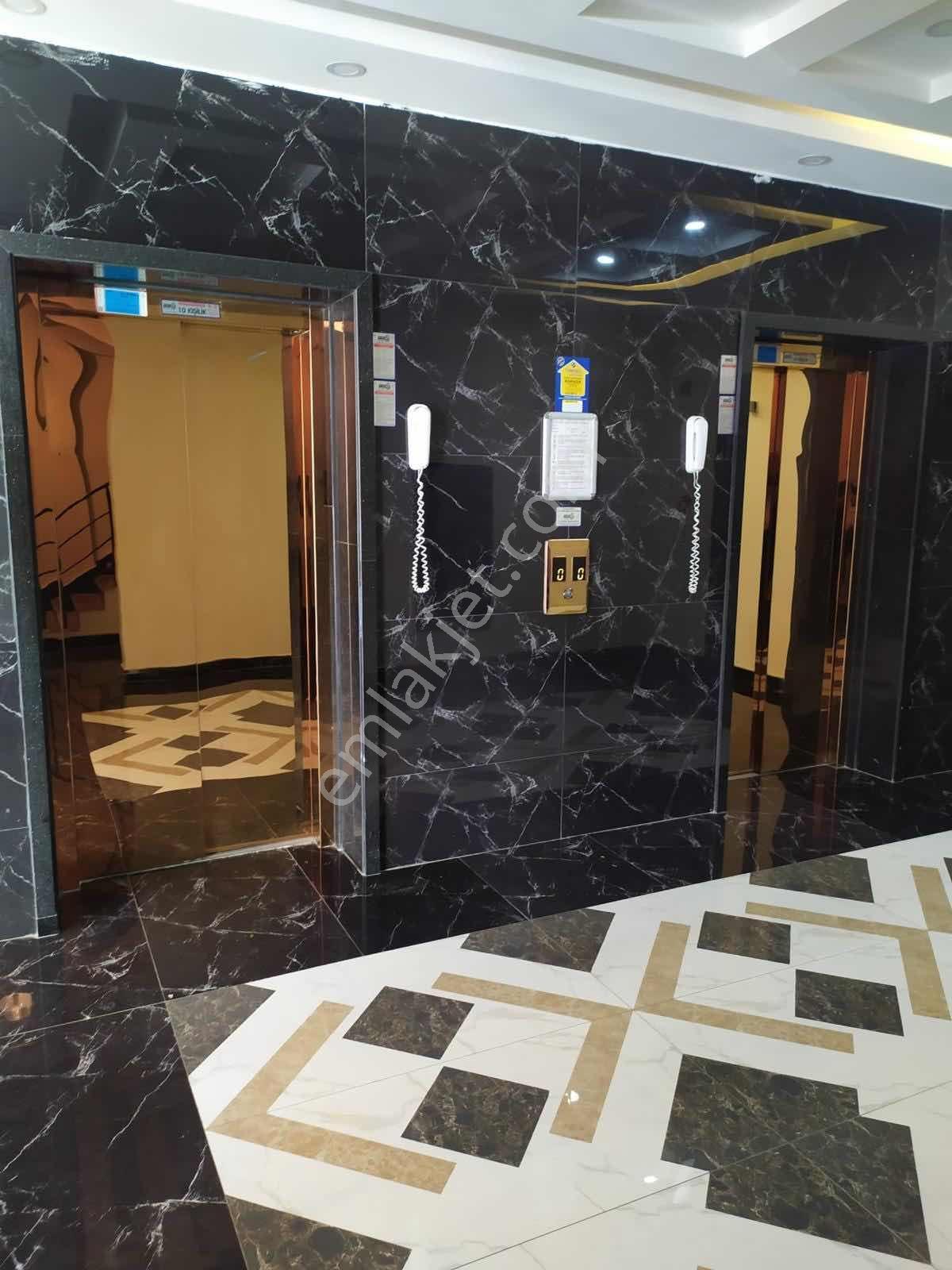 Tece'nin Parlayan Sitesi Vitacourtta 3+1 - Görsel 17