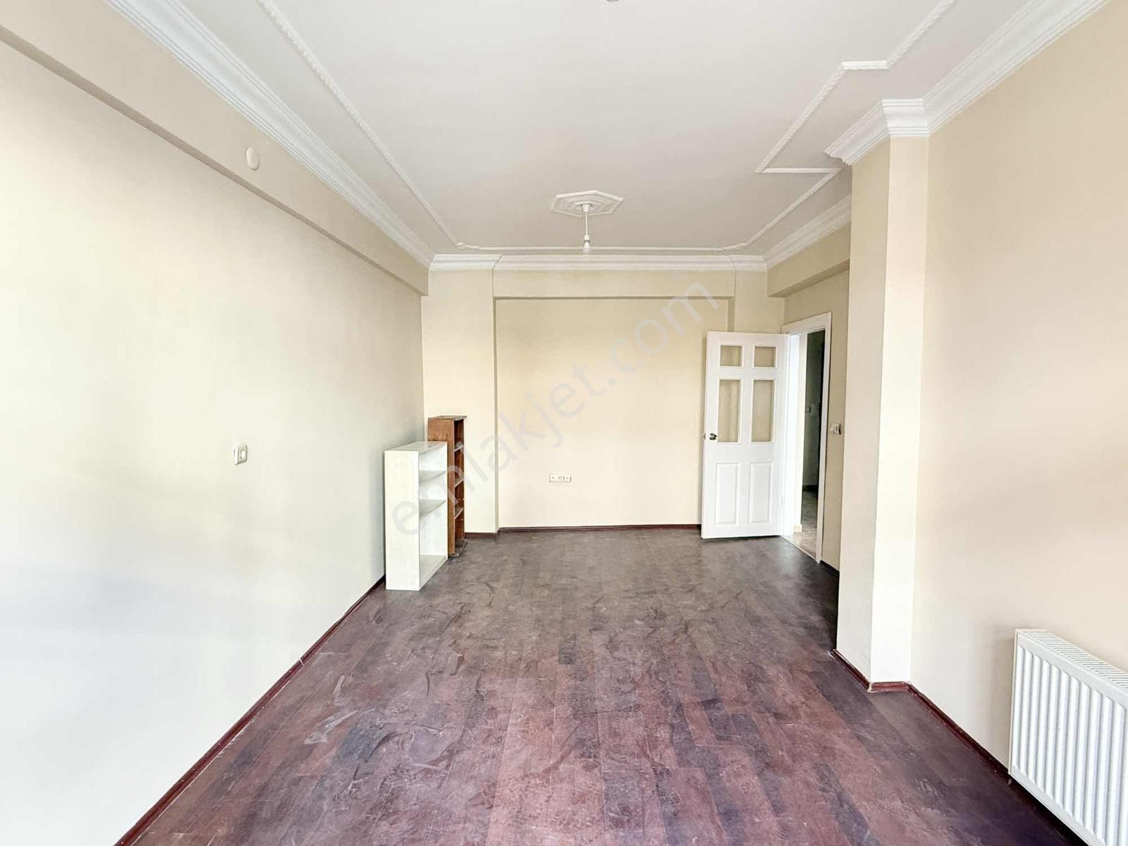 Özbey Emlaktan Yeni Mahalle Ara Kat Kiralık 2+1 - Görsel 3