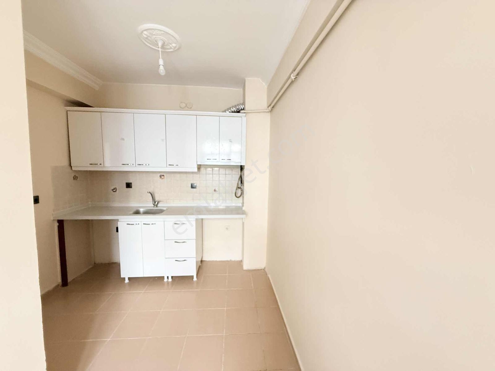 Özbey Emlaktan Yeni Mahalle Ara Kat Kiralık 2+1 - Görsel 15