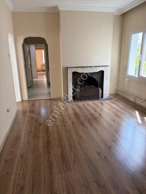 Bornova Süvari Caddesi Yakını Merkezi Geniş 3+2 Kiralık Daire - Görsel 12