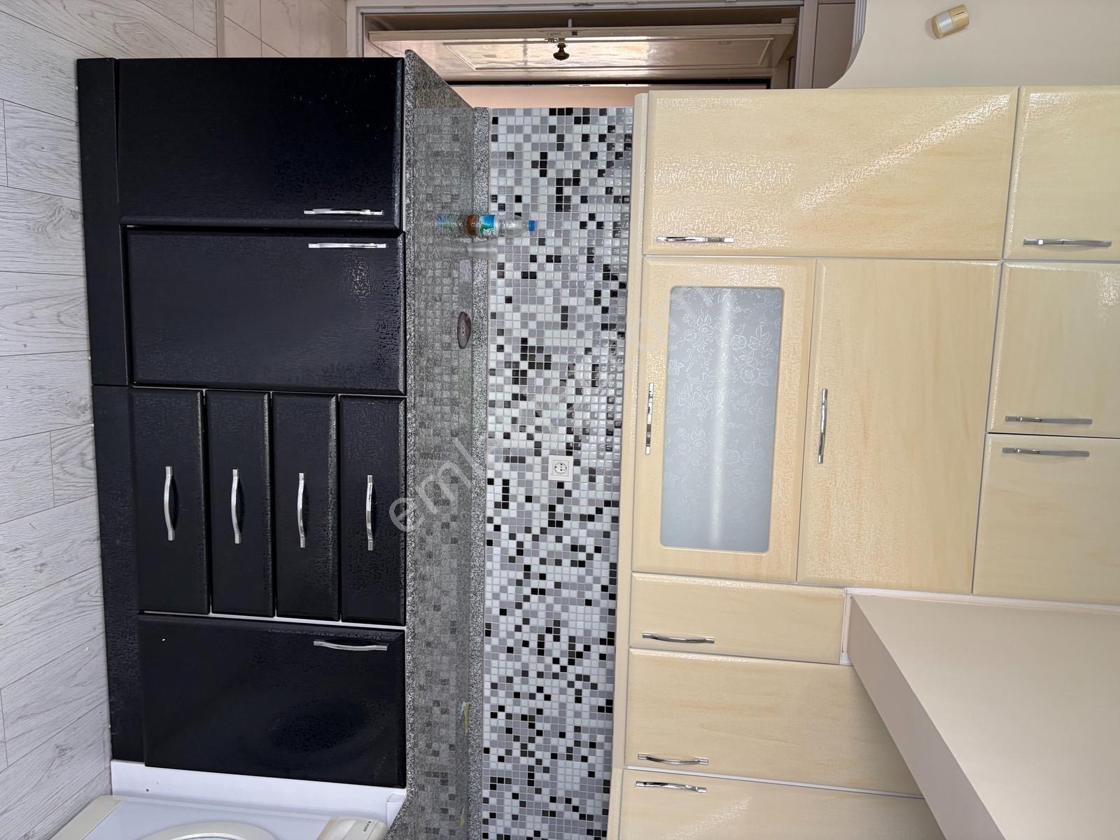 Bornova Süvari Caddesi Yakını Merkezi Geniş 3+2 Kiralık Daire - Görsel 6