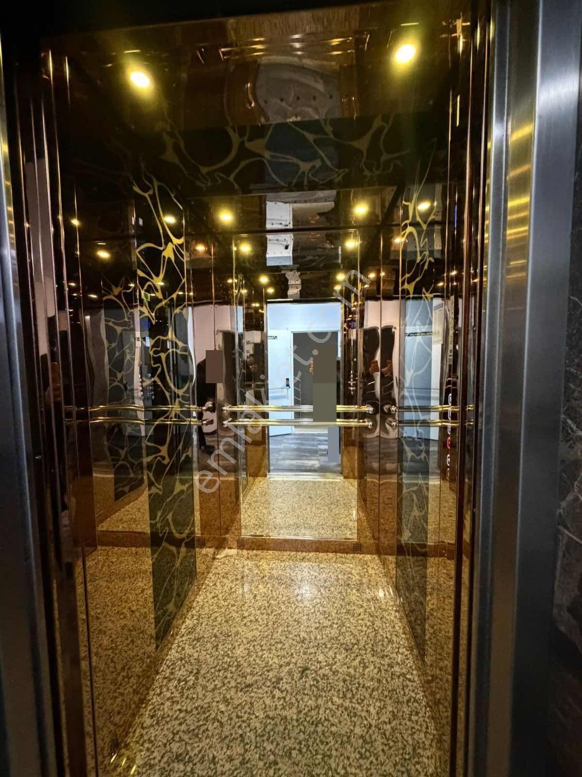 Ahi Mesut Mah'de 350m² 7+1 Dublex Full+full Yapılı Satılık Teras - Görsel 32