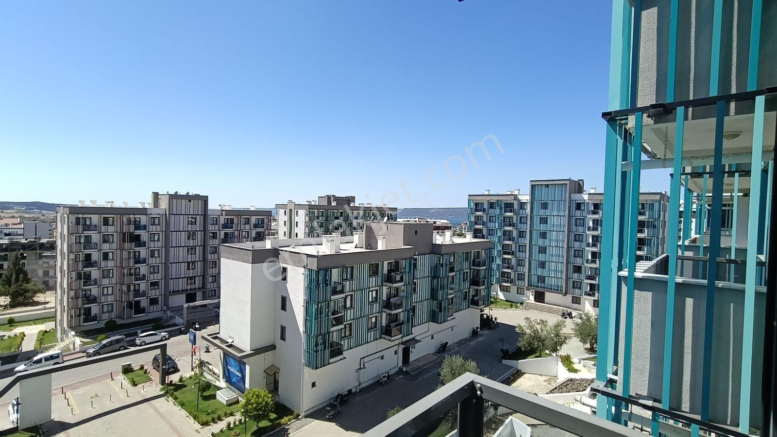 Boğaz Manzaralı Eşyalı Kiralık 1+1 Daire