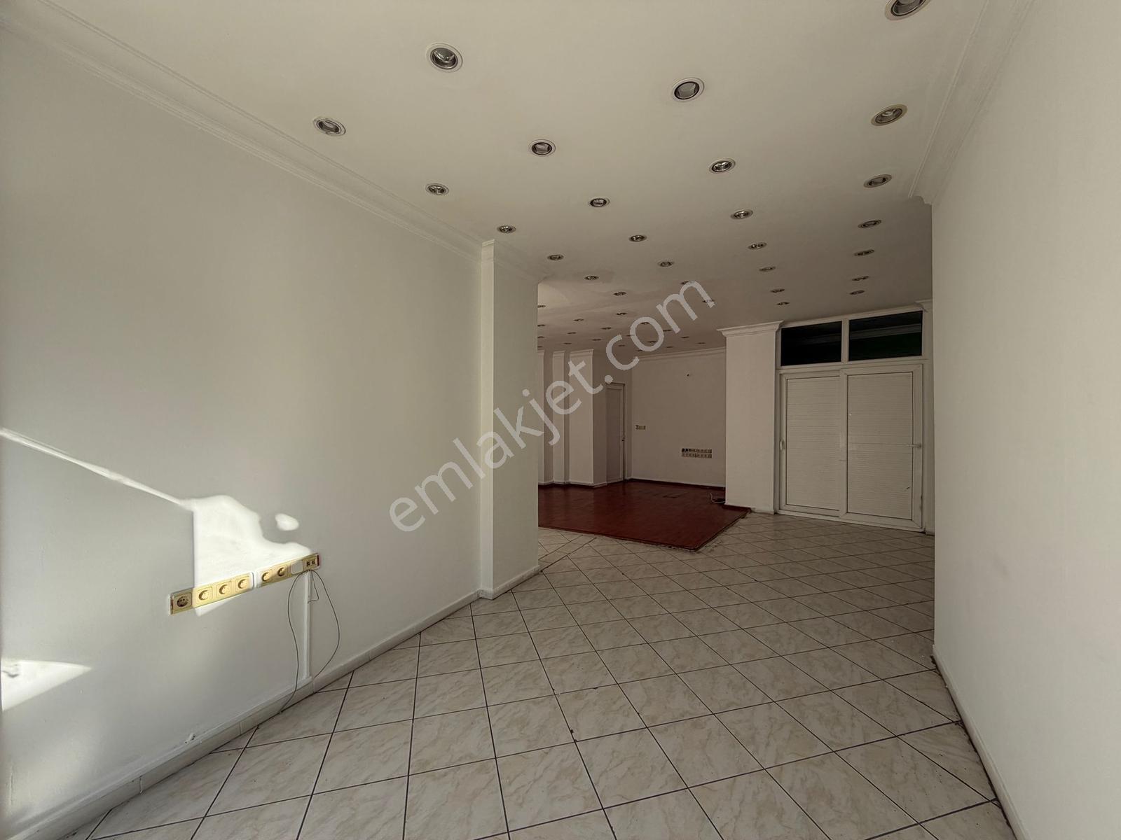 Marmariste Yaz Kış Hareketli Lokasyonda 65m2 Kiralık Dükkan - Görsel 5