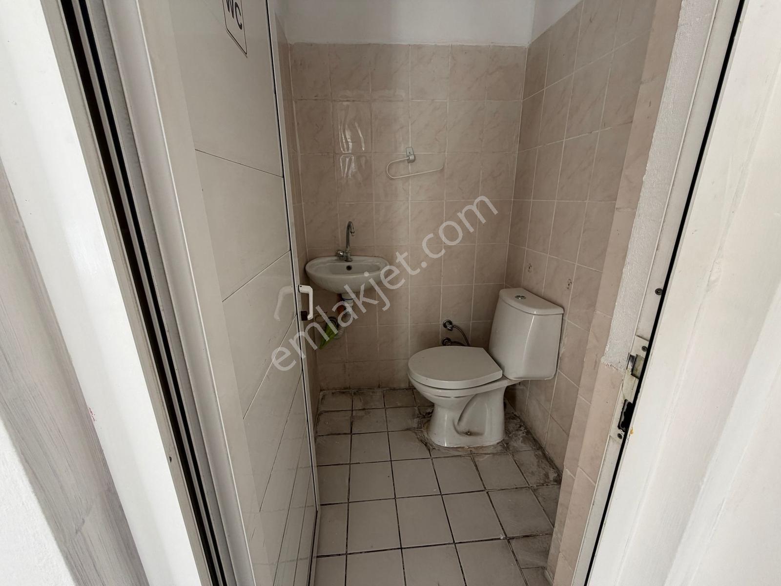 Marmariste Yaz Kış Hareketli Lokasyonda 65m2 Kiralık Dükkan - Görsel 7