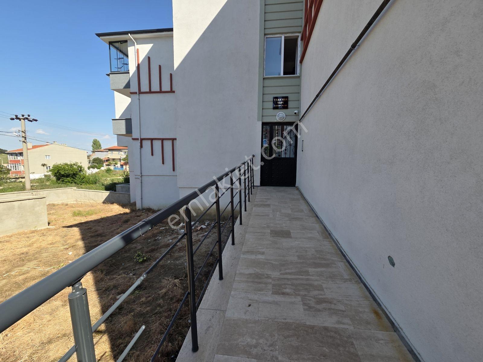 Keşan'da Üniversite Ve Askeriye'ye Yakın Kiralık 2+0 Daire - Görsel 31