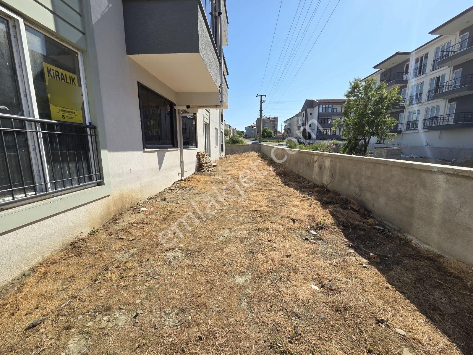 Keşan'da Üniversite Ve Askeriye'ye Yakın Kiralık 2+0 Daire - Görsel 12