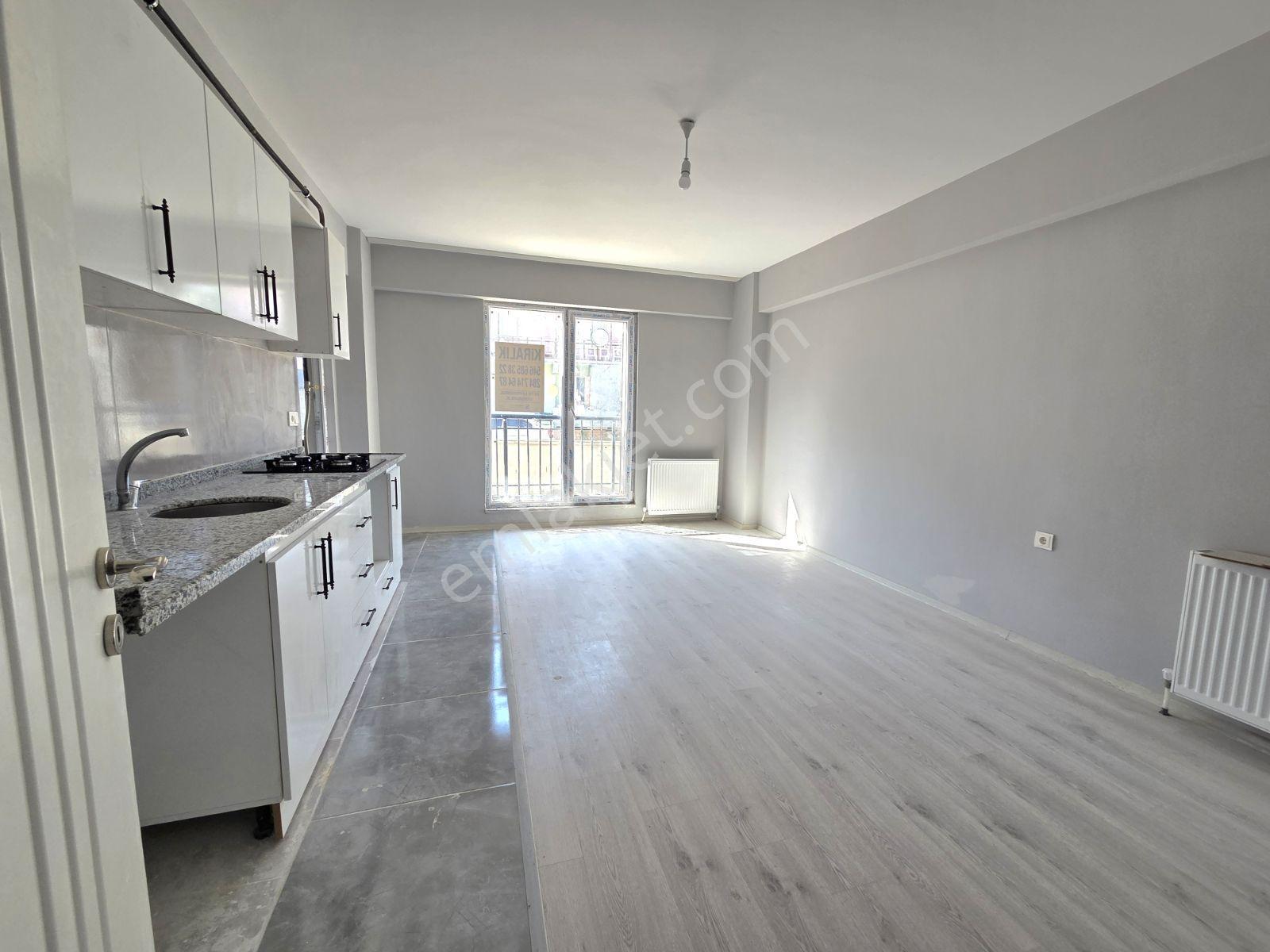 Keşan'da Üniversite Ve Askeriye'ye Yakın Kiralık 2+0 Daire - Görsel 29