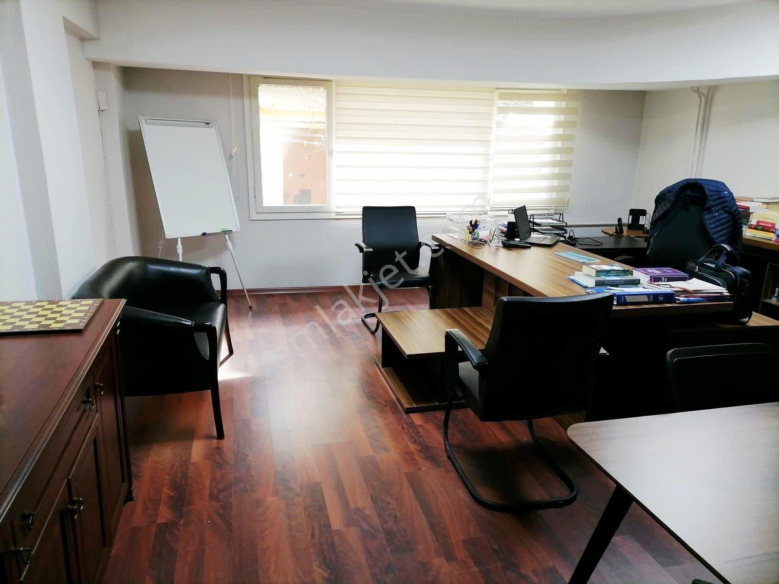 İnönü Caddesinde Asansörlü Arka Cephe Satılık 2+1 Daire - Görsel 4