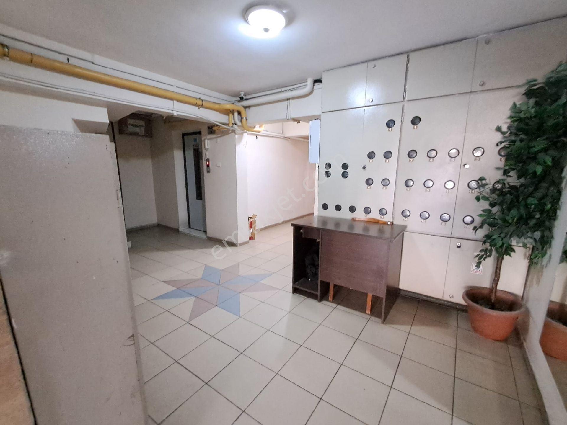 İnönü Caddesinde Asansörlü Arka Cephe Satılık 2+1 Daire - Görsel 21