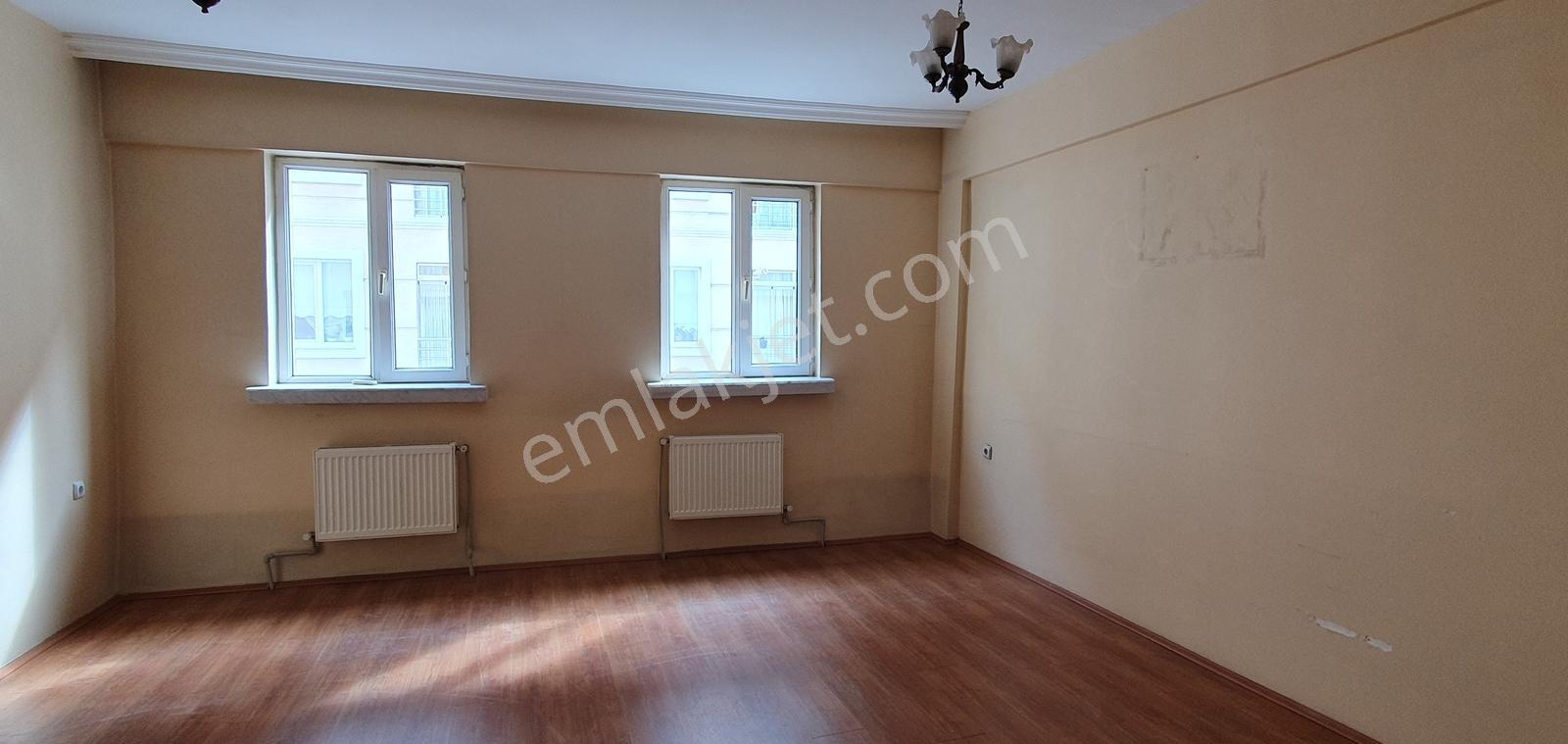 Ömerağa Mah. Geniş Bahçeli, Balkonlu Kiralık 3+1 - Görsel 16