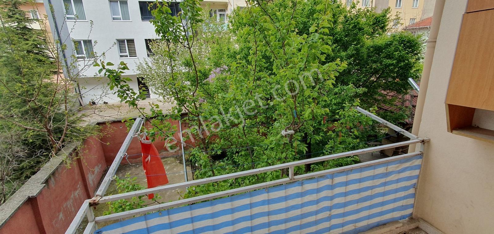 Ömerağa Mah. Geniş Bahçeli, Balkonlu Kiralık 3+1 - Görsel 15