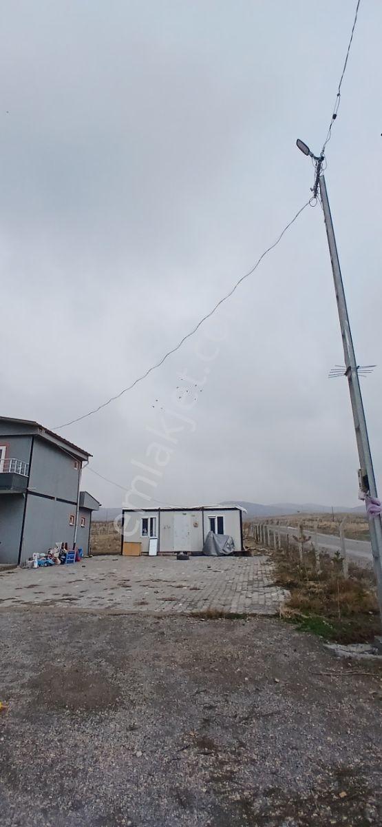 Üniversite Karşısı Keşolarda Harika Konumda Villa + Tarla - Görsel 26