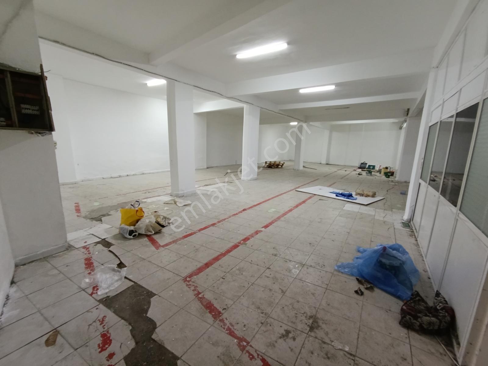 Kiralık Cumhuriyet Mah.350 M2 Depo Ve Tekstile Uygun Masrafsız - Görsel 33