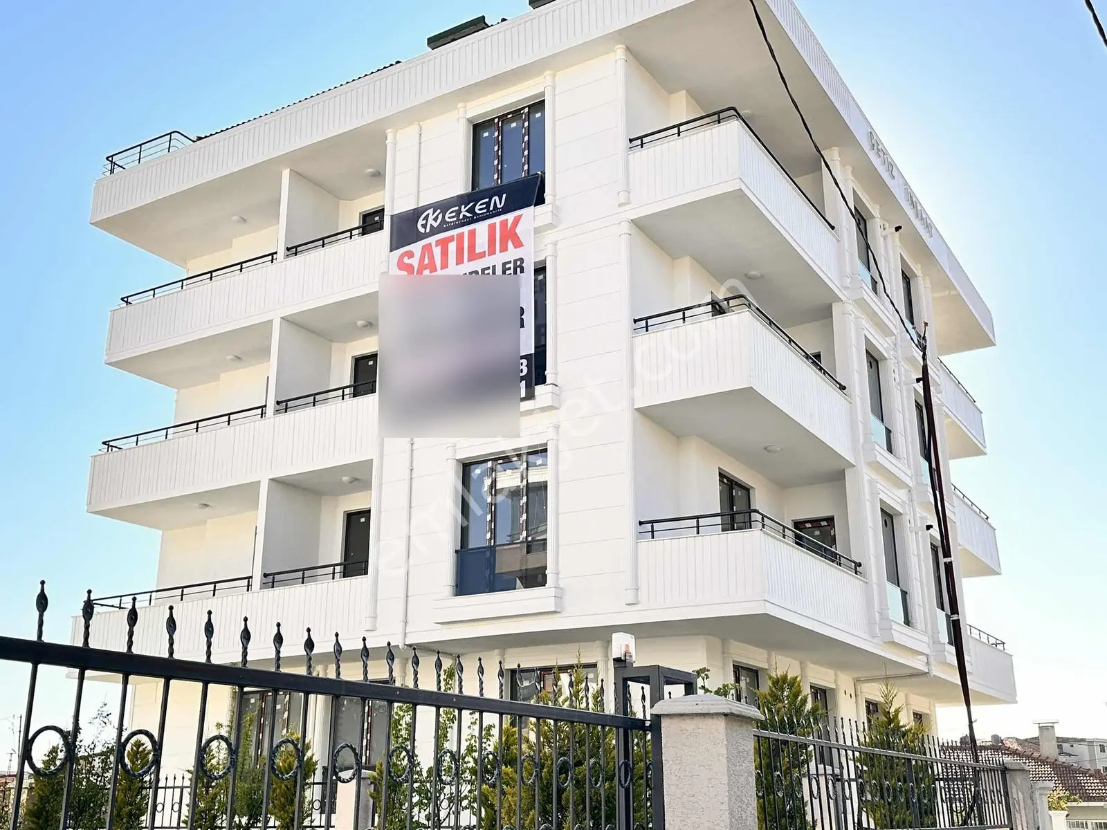 İstanbul Büyükçekçekmece Kumburgaz'da Satılık 2+1 Geniş Daireler