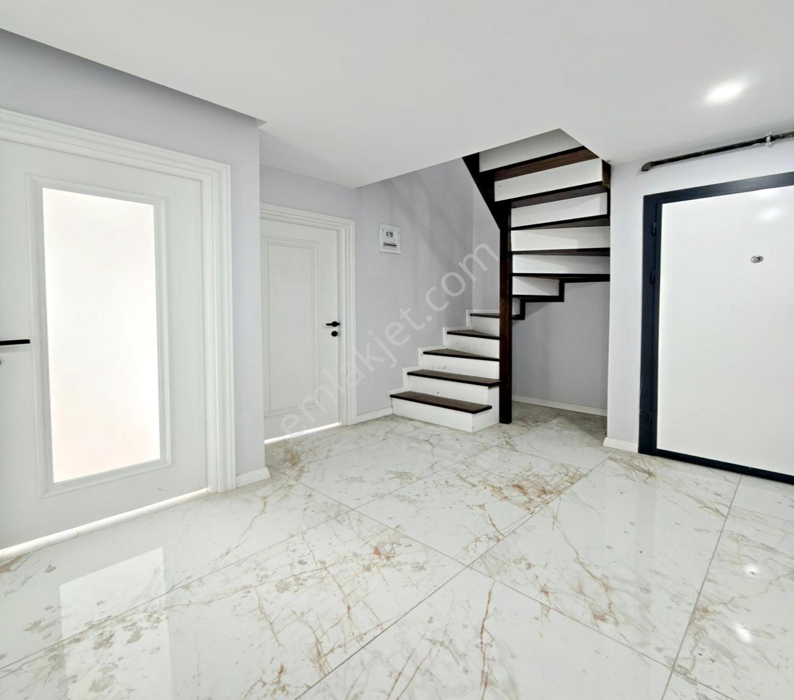 Beylikdüzü Kavaklıda Havuzlu Site İçi 4+2 180m² Satılık Dubleks - Görsel 19