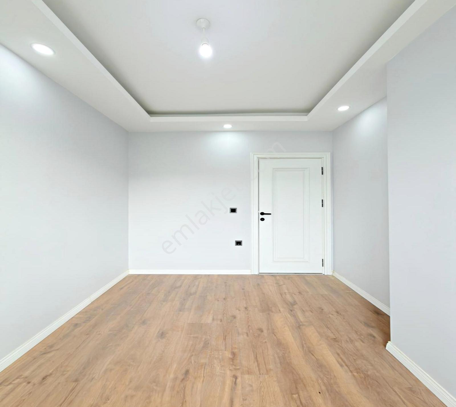 Beylikdüzü Kavaklıda Havuzlu Site İçi 4+2 180m² Satılık Dubleks - Görsel 11
