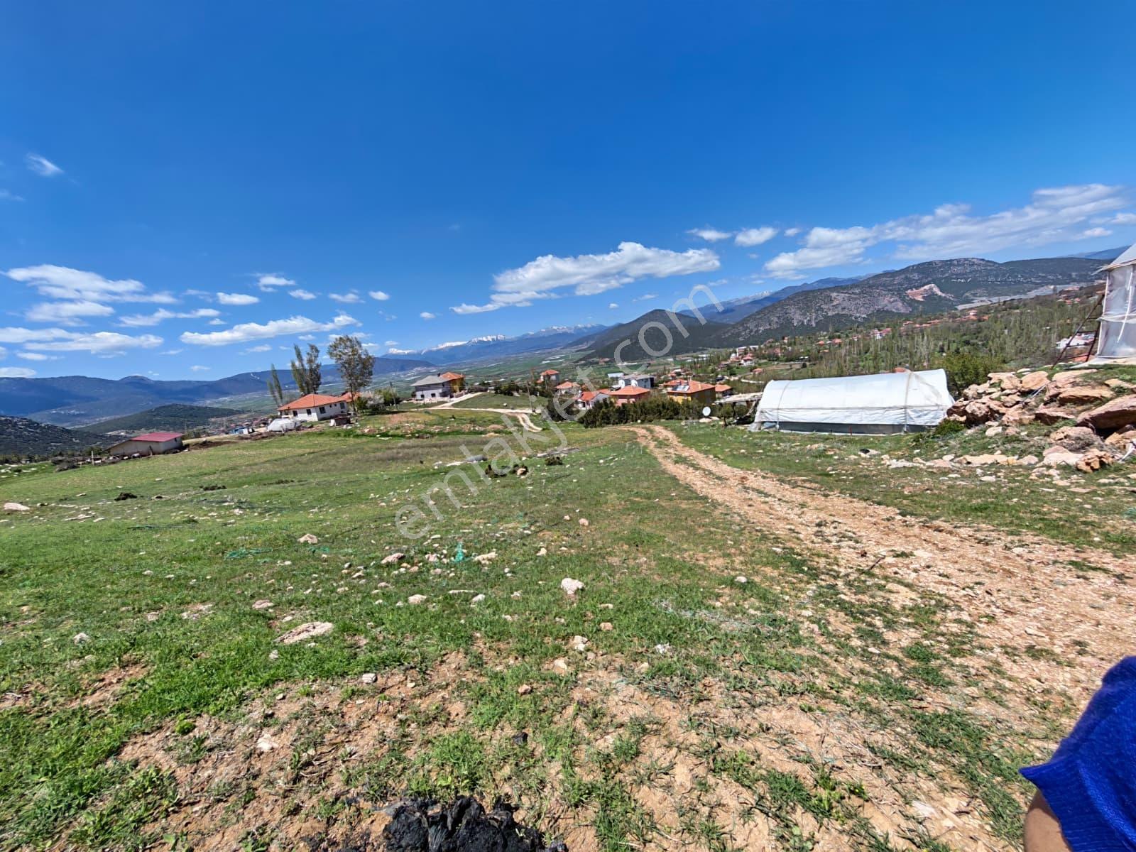 Seydikemer Seki'de Manzaralı Tarıma Uygun 3313m2 Satılık Arazi - Görsel 3