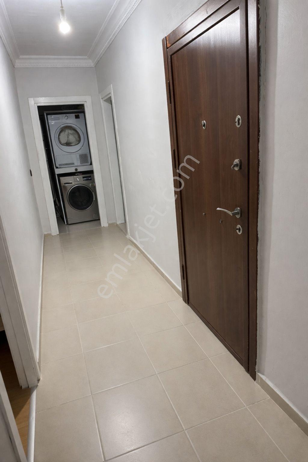 Yakuplu Merkezi Lokasyon Ferah Kullanımlı Geniş Daire 2+1her Türlü Finans Kuruluşu İle Satışa Uygun - Görsel 2