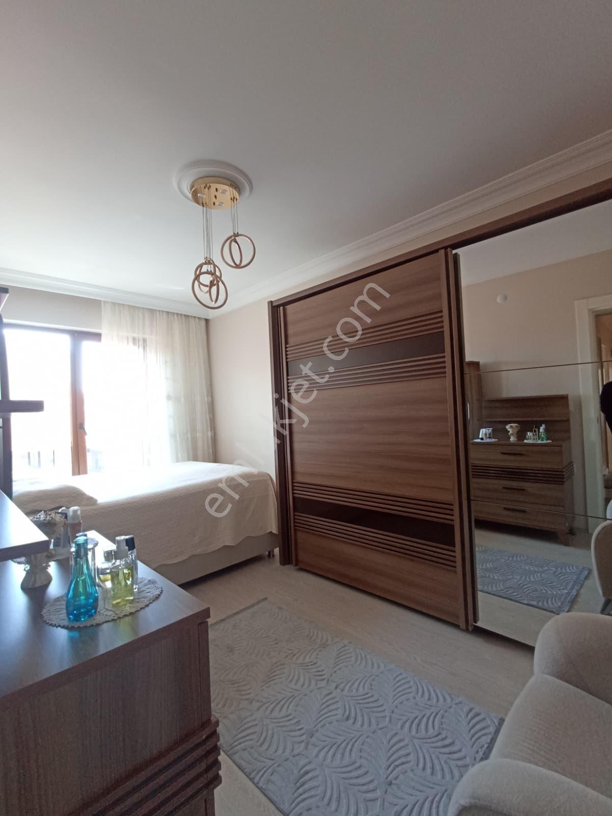 Yalova Merkez Satılık Lüks 4+1 Dubleks Daire