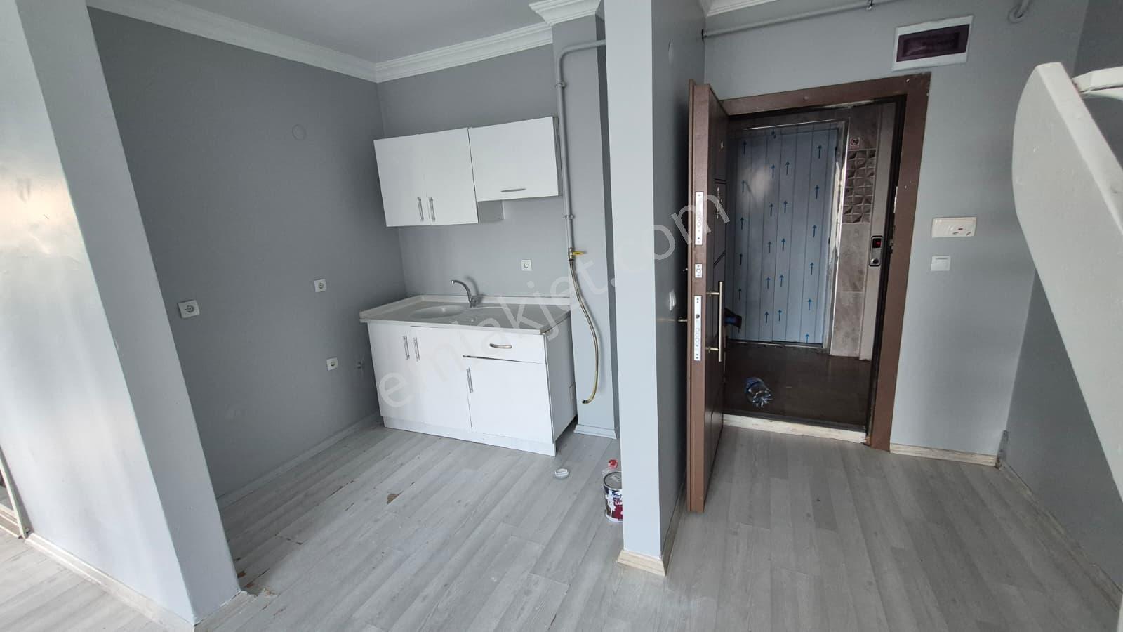 B&u Gayrimenkulden Bademlik Mah. Satılık 3+1 Dublex Daire. - Görsel 5