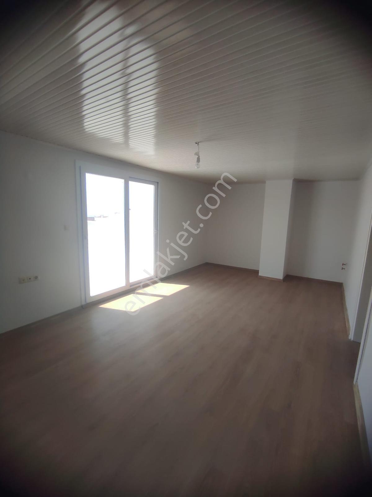 Ful Deniz Manzaralı 4+1 Çatı Dubleks Daire - Görsel 3