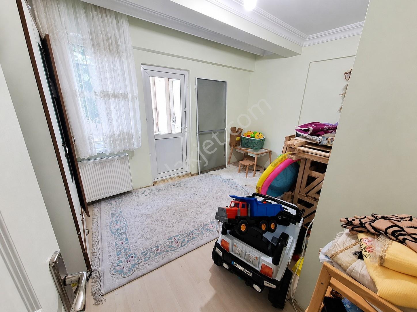 Uğur Şahin'den Çayırova'da 140m2 Cadde Üstü 3+1 Fırsat Daire - Görsel 10