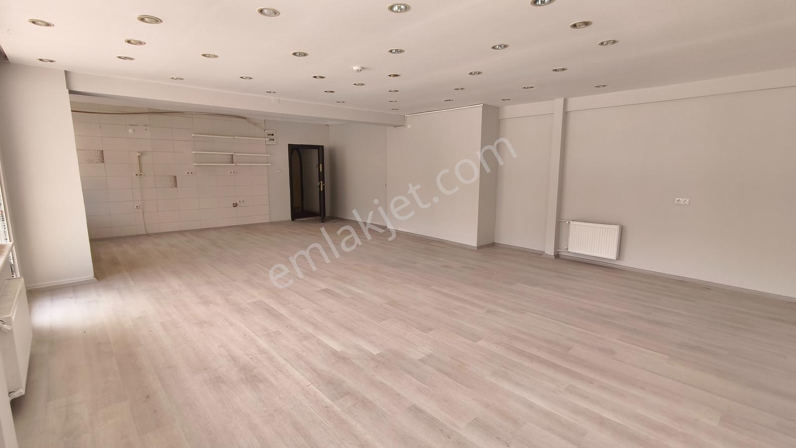 Uğur Şahin'den Çayırova'da 140m2 Cadde Üstü 3+1 Fırsat Daire - Görsel 21