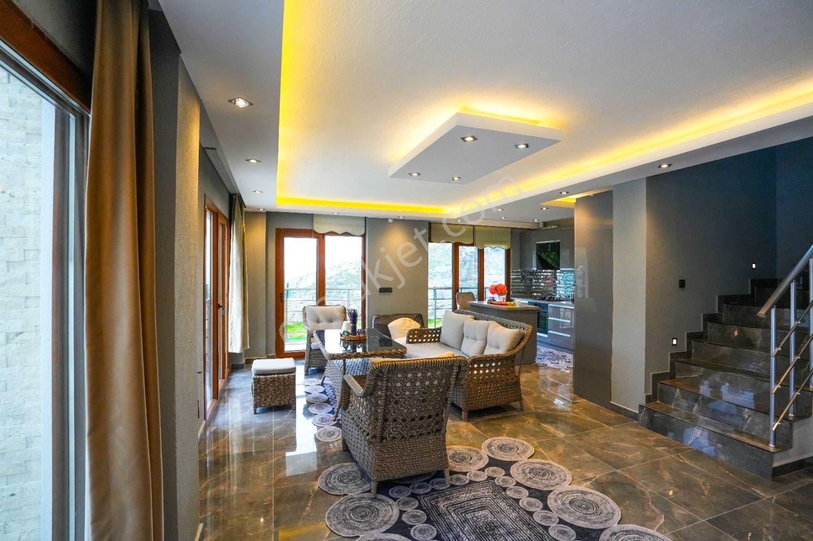 Muğla Menteşe Zeytinköy De 2 Adet Lüks Villa - Görsel 11