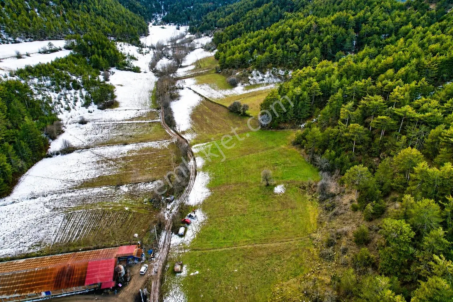 Bolu Göynük'te Satılık 5.464m² Resmi Yola Cepheli Arazi - Görsel 5