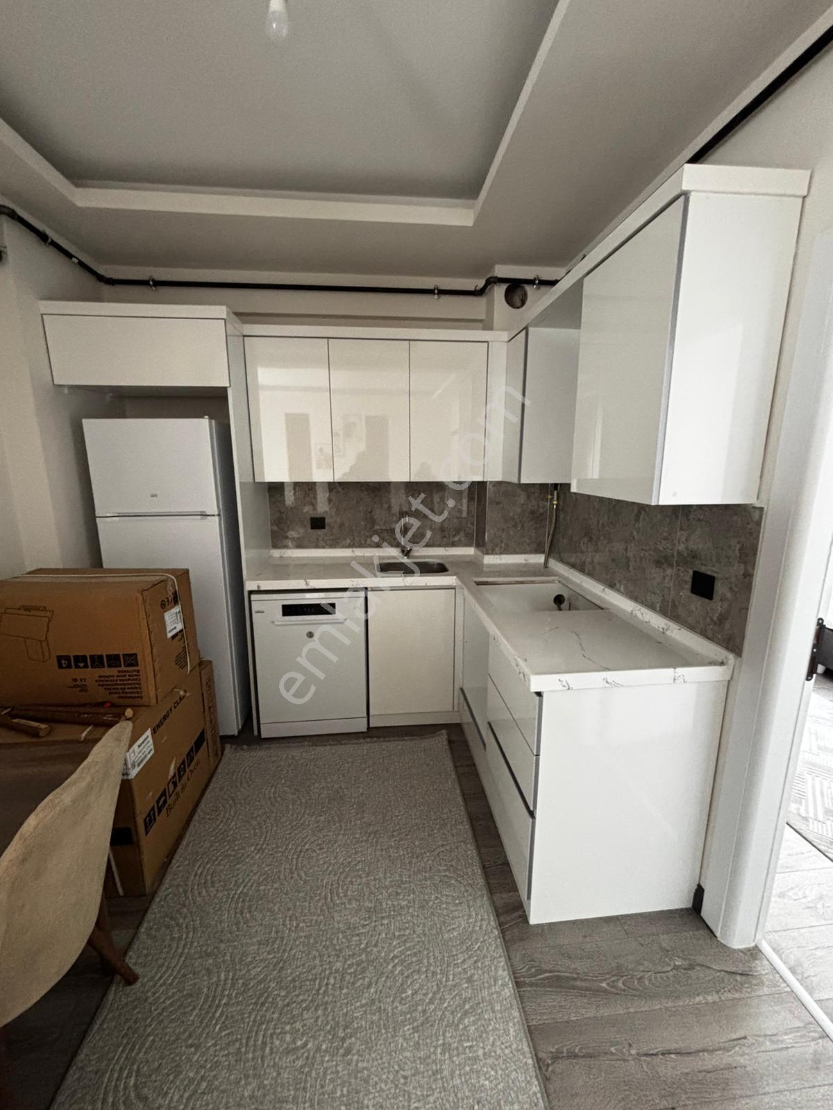 Şehir Hastanesi Hemen Alt Tarafında Eşyalı 1+1 Kiralık Daire - Görsel 13
