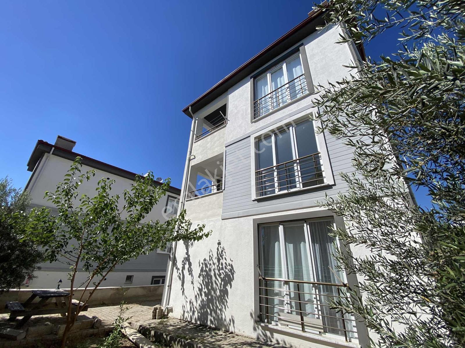 Prestijden Ara Kat Denize 1.5 Kilometre Manzaralı 2+1 Daire - Görsel 14