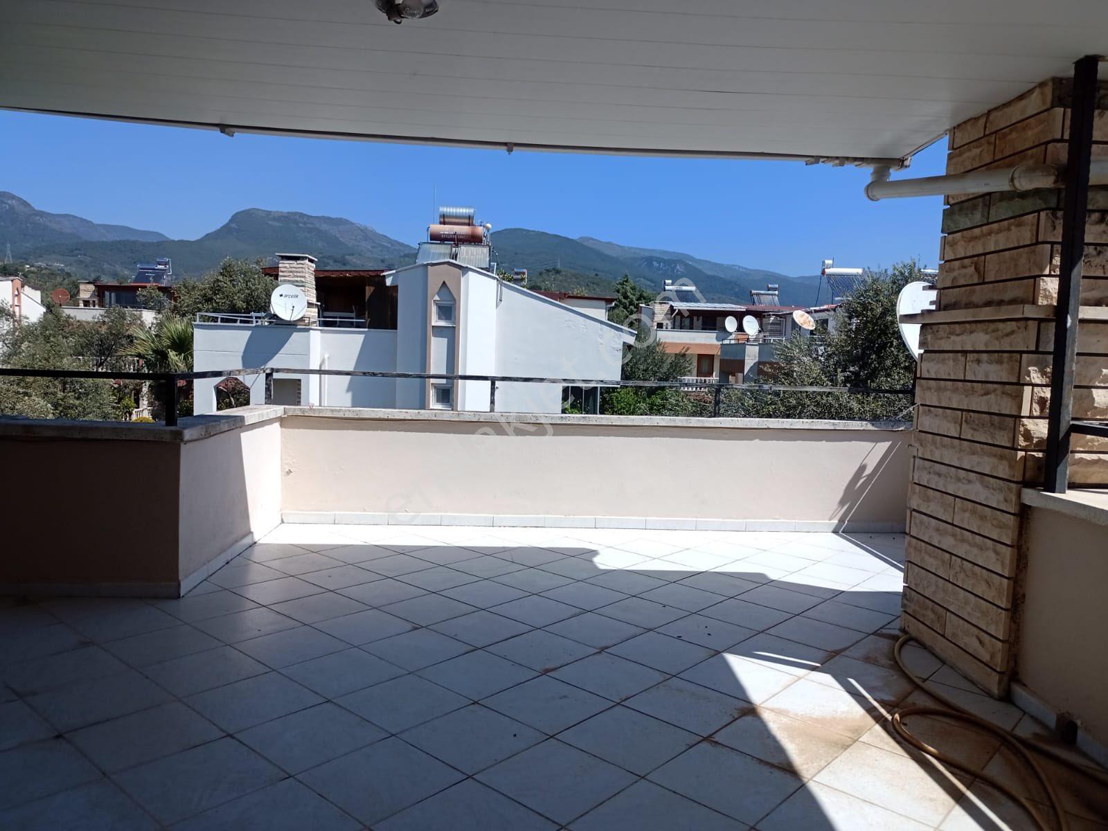 Balıkesir Edremit Güre Havuzlu Denize Yakın Satılık Villa - Görsel 27