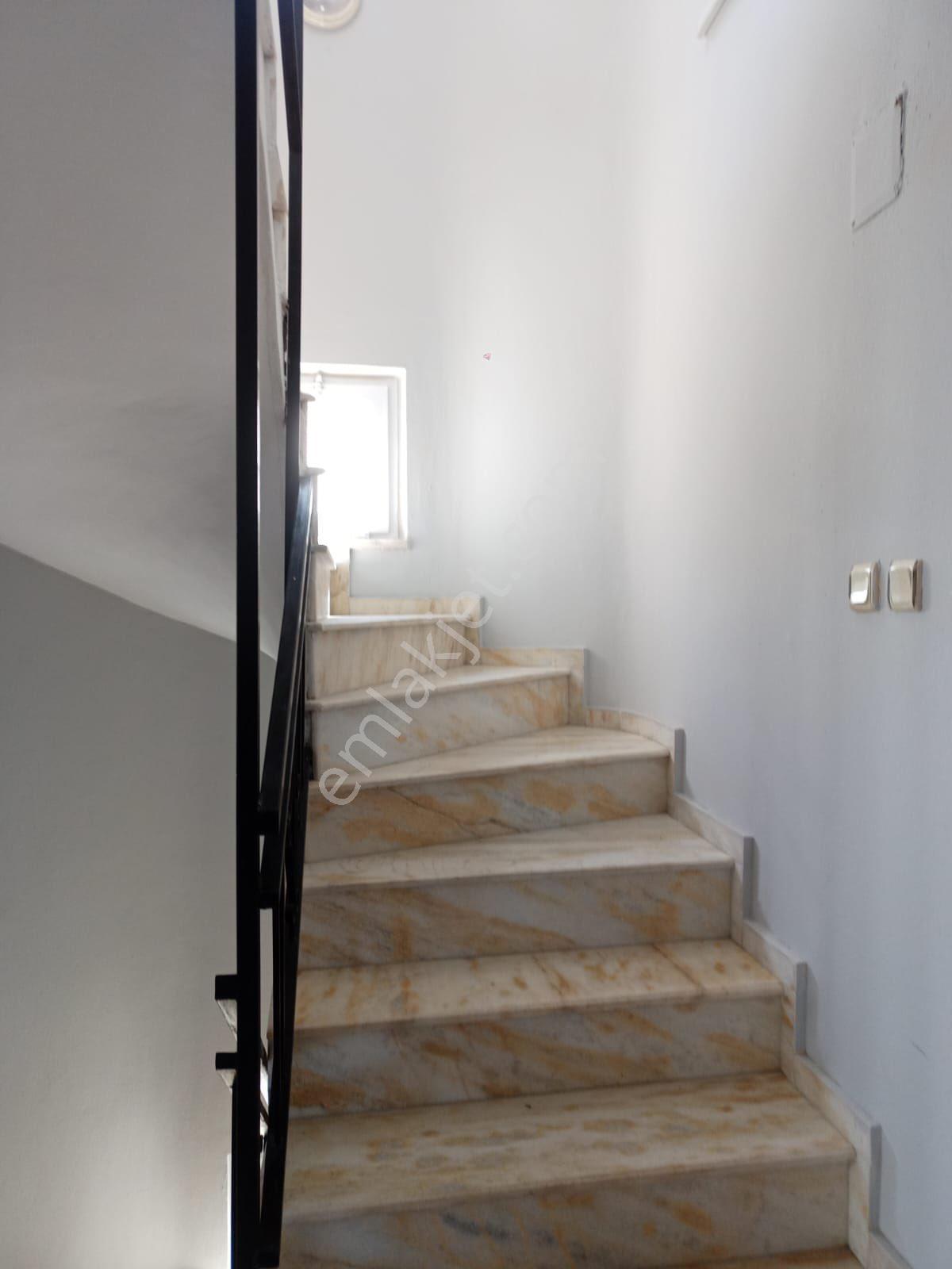 Balıkesir Edremit Güre Havuzlu Denize Yakın Satılık Villa - Görsel 7