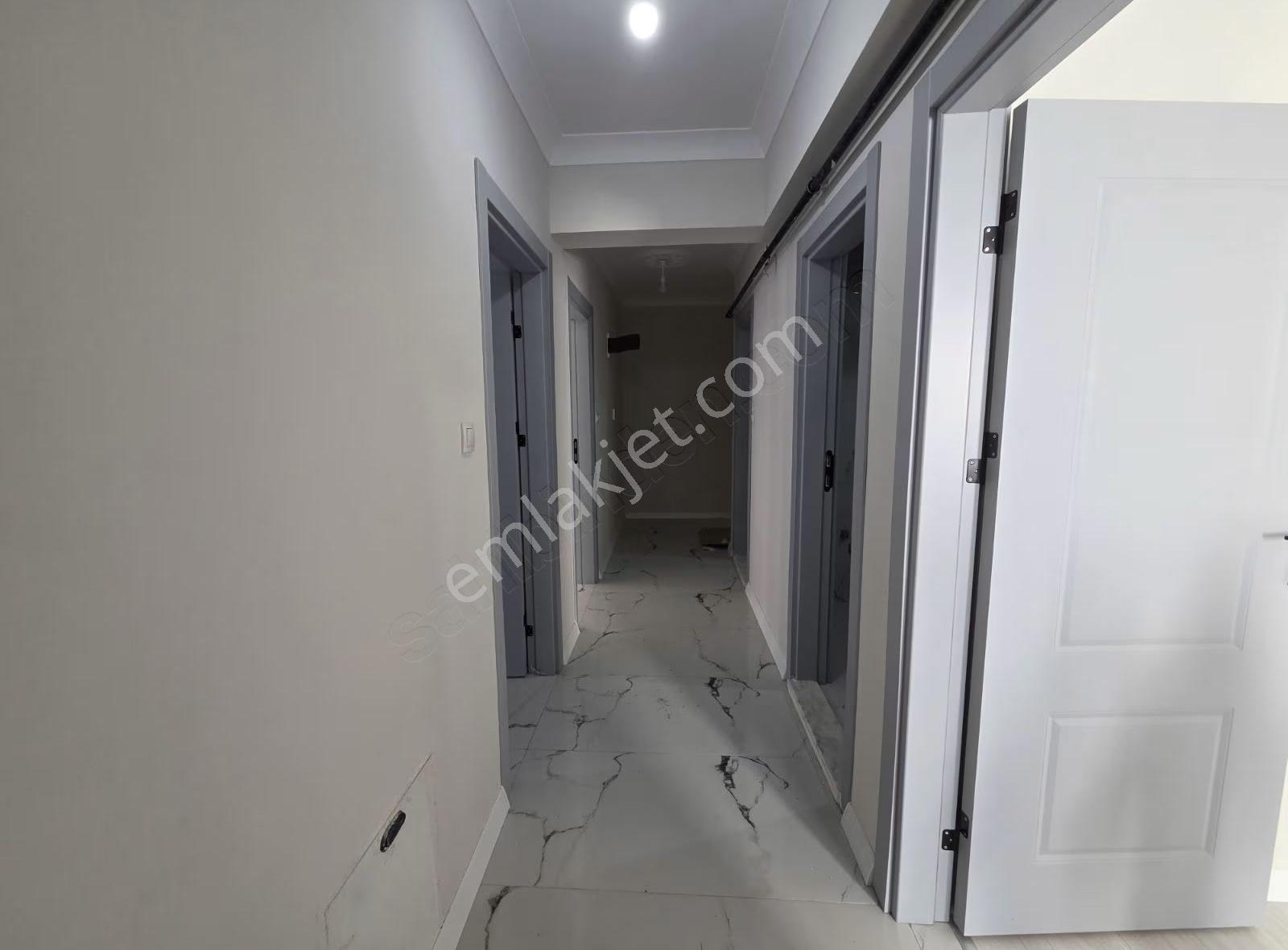 Ömerciklerde İskanlı Finans Kuruluşlarına Uygun Kombi Cam Balkon - Görsel 2
