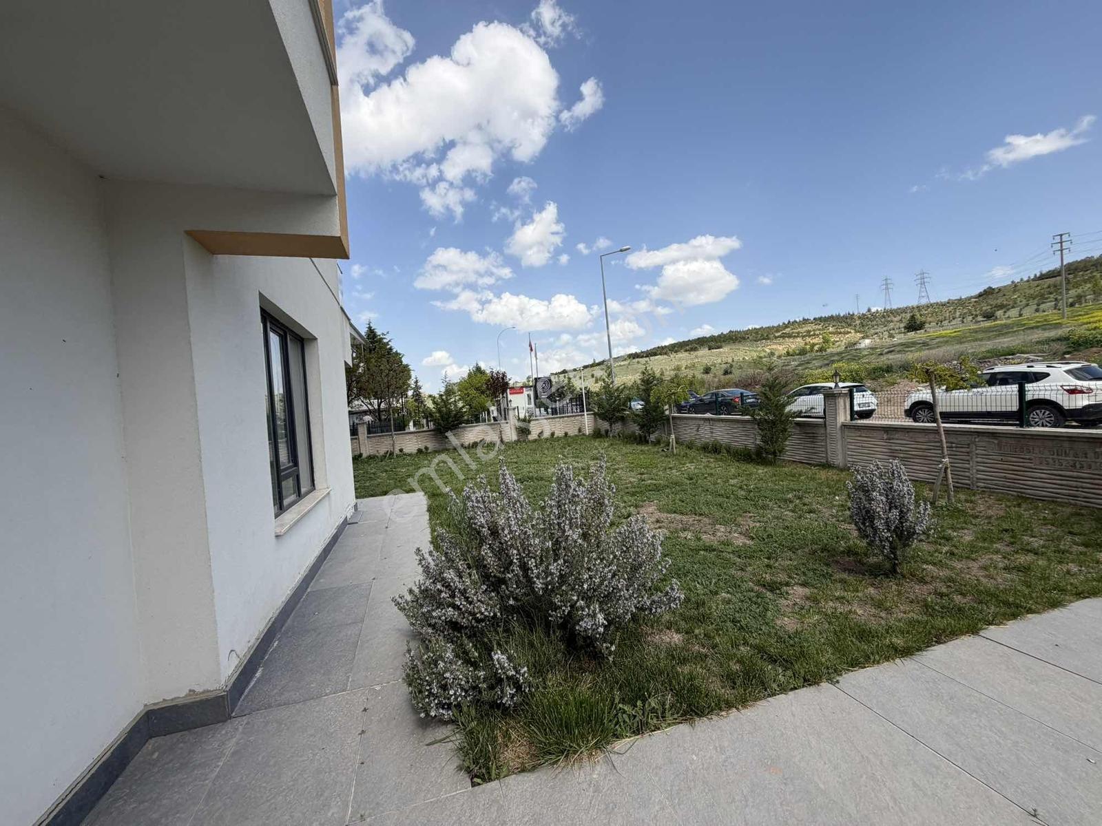 Bağlıca Merkezde K.otoparklı Geniş 4+1 Satılık Daire - Görsel 4