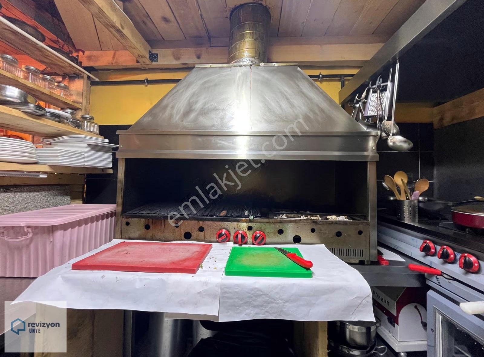 Revizyon'dan Niksar Caddesi Üzerinde Müşterli Devren Kiralık!! - Görsel 6