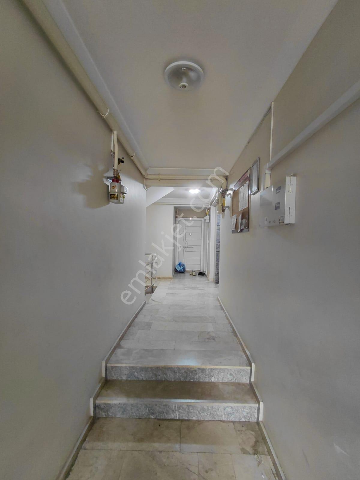 Remax Mid Altıeylül Gazıosmanpaşa Mahallesı Adlıye Ş.hastanesı Yakını Kıralık 2+1 - Görsel 4