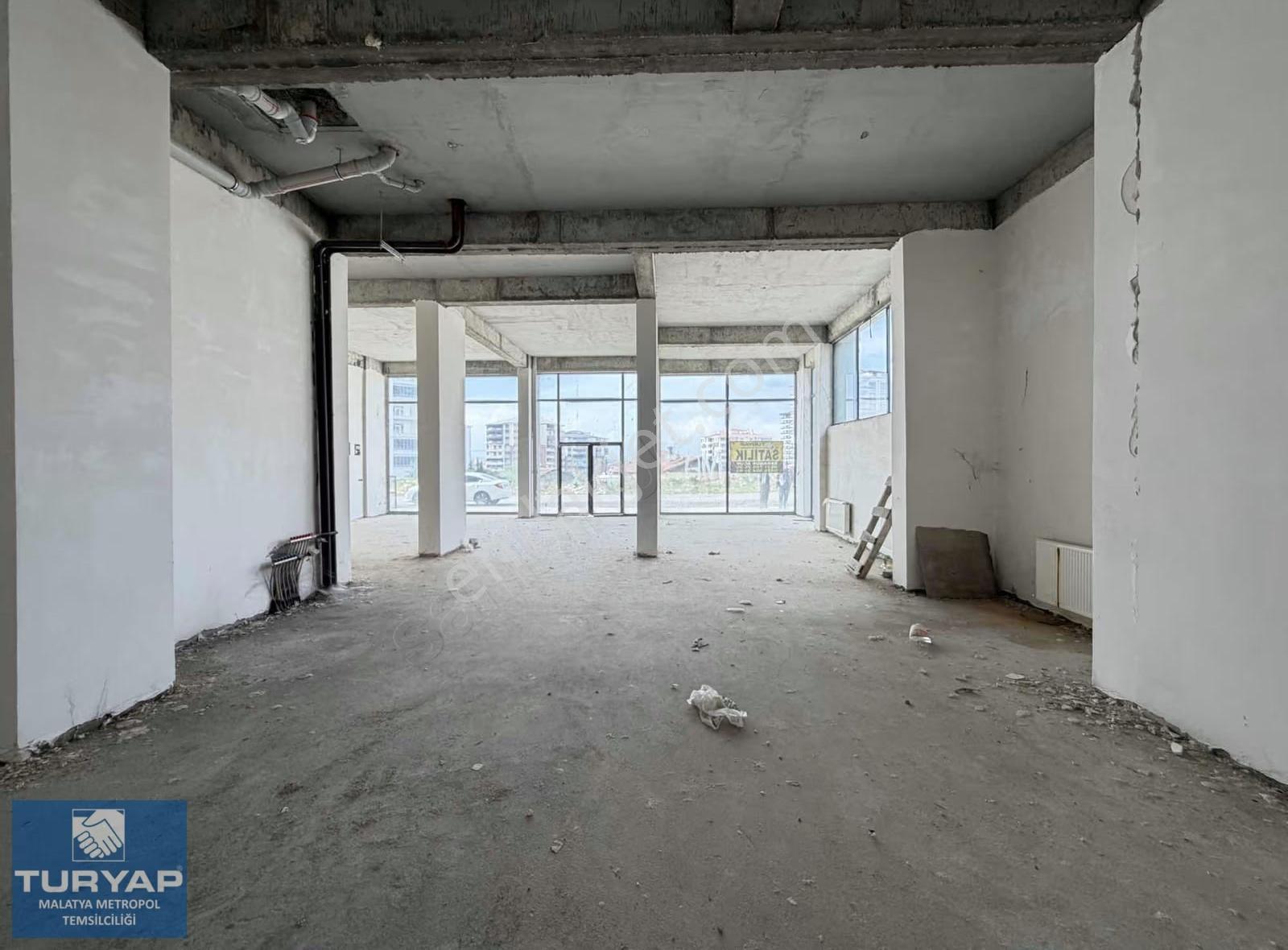 Turyap Metropol'den Tecde'de Satılık 150 M² Dükkan - Görsel 4