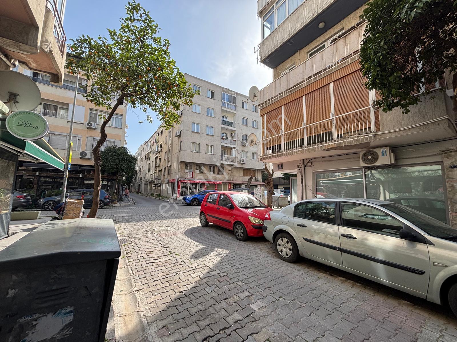 Alsancak Fuar Yaknı Batar Katlı 25m2 Wc'li Kiralık Dükan - Görsel 8