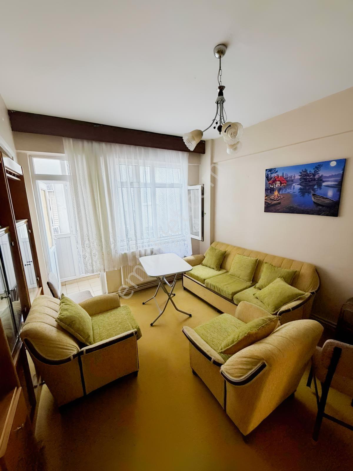 Belediyeye, Atatürk Caddesine 20 Metre Mesafede Eşyalı Kiralık - Görsel 17