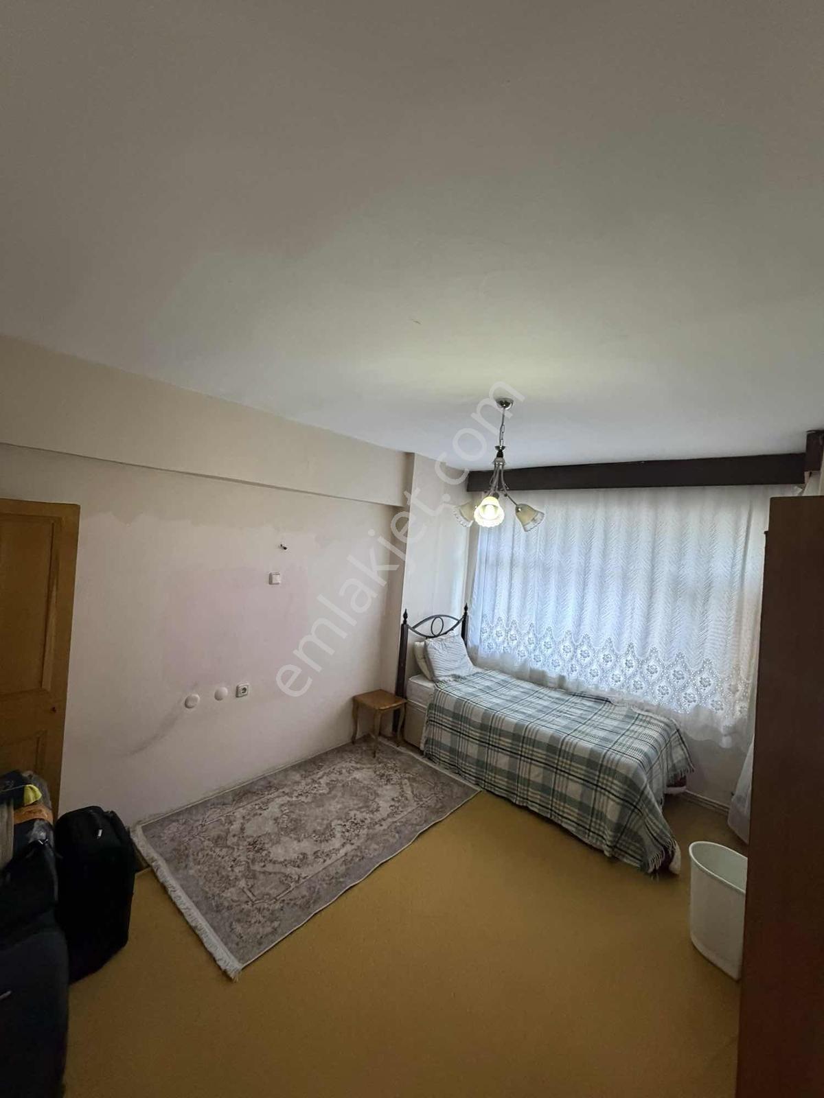 Belediyeye, Atatürk Caddesine 20 Metre Mesafede Eşyalı Kiralık - Görsel 19