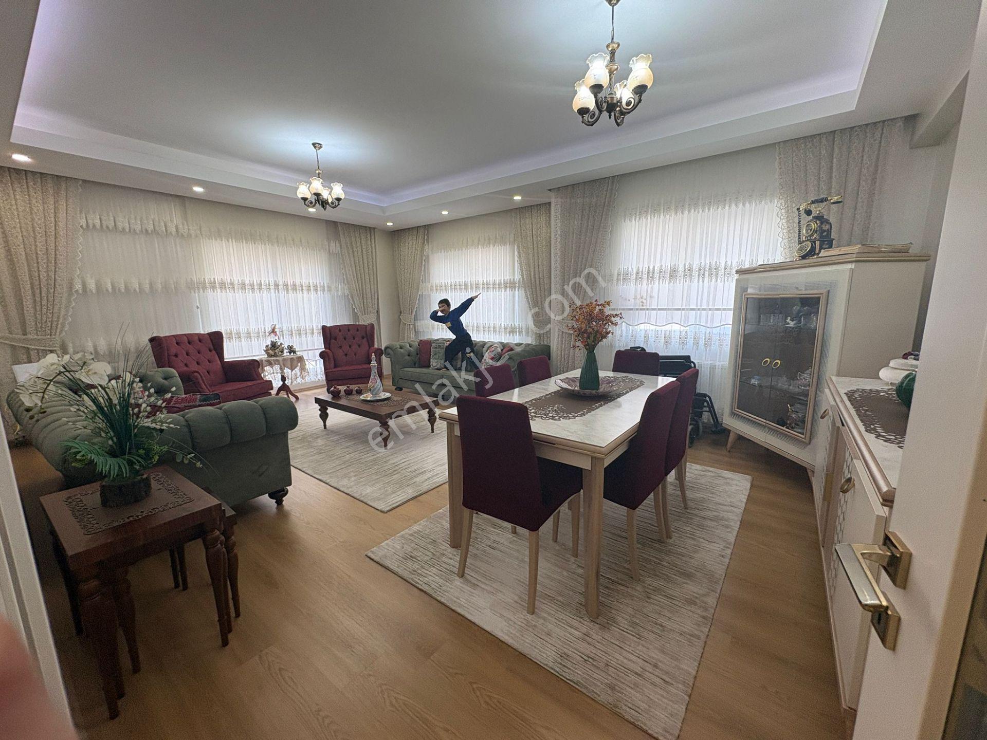 Van Merkezde Site İçinde Lüks 3+1 - Görsel 10