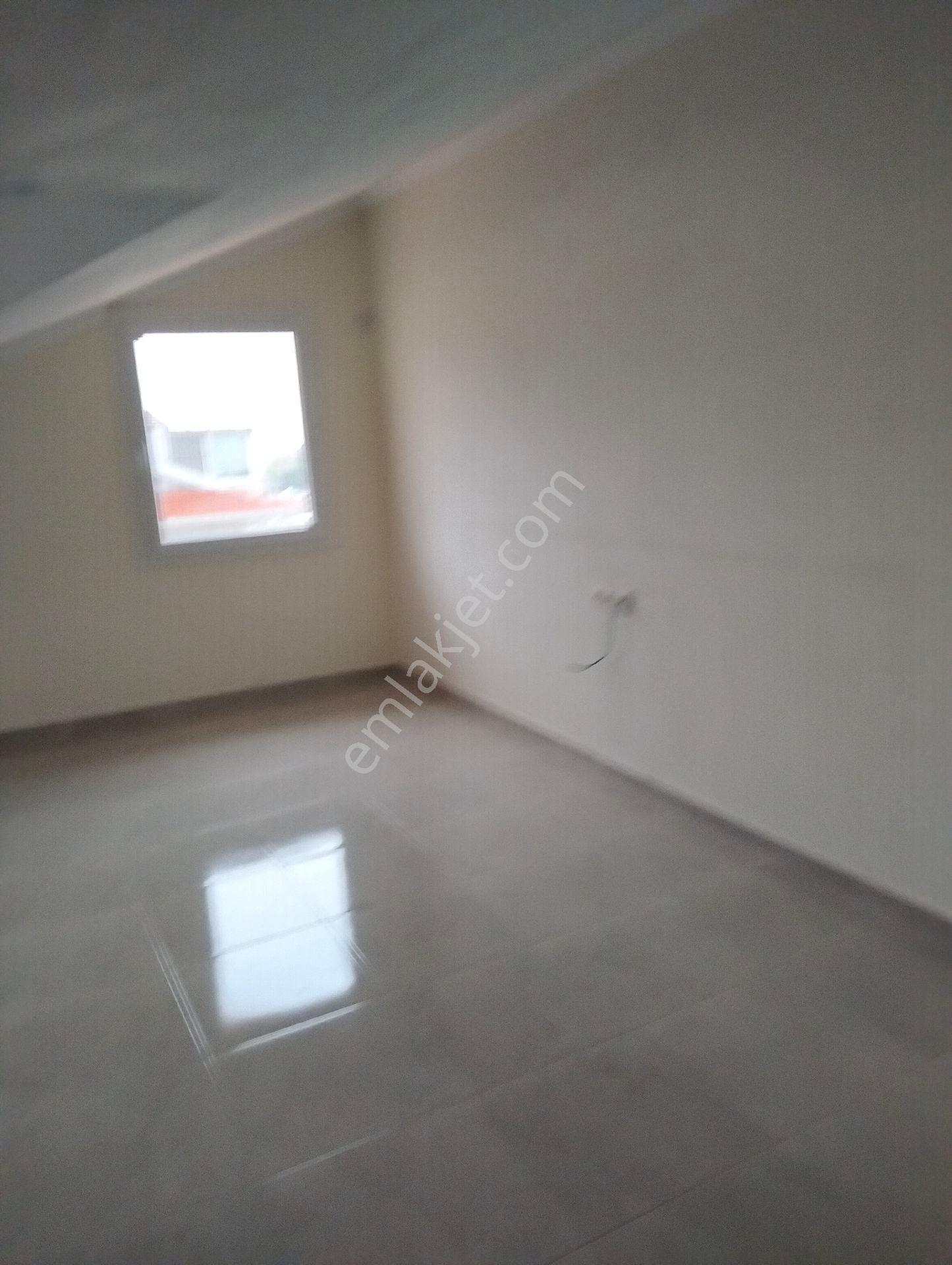 Karaçulhada Kiralık 4+1 Daire - Görsel 25