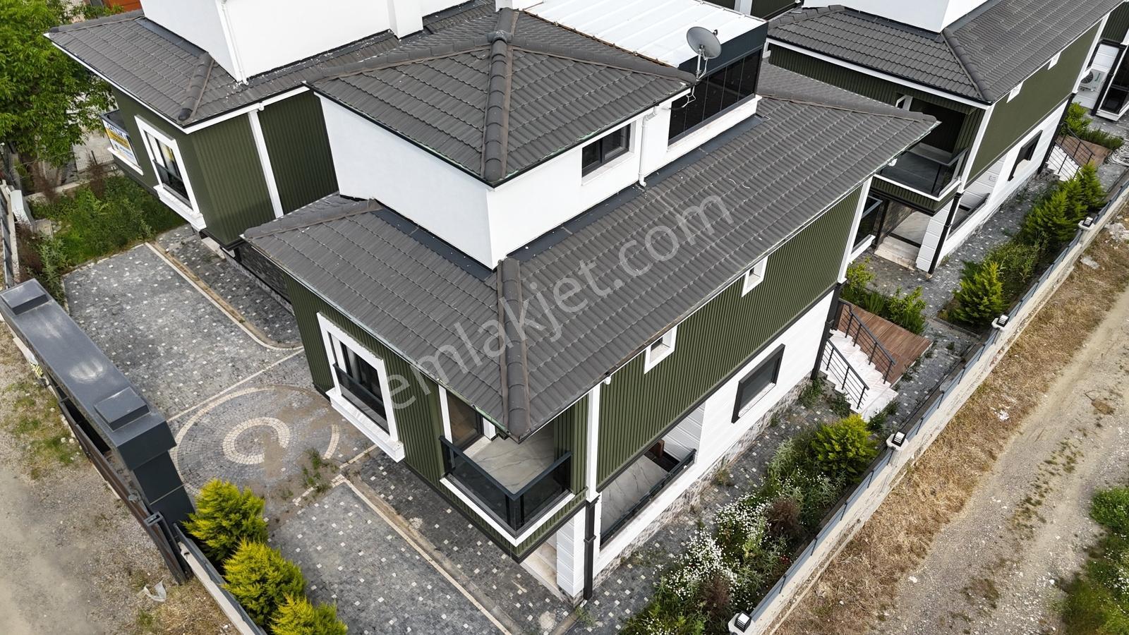 S_v Garimenkulden Tarihi Bölgede 3+1 Aile Sitesi Gürede - Görsel 17