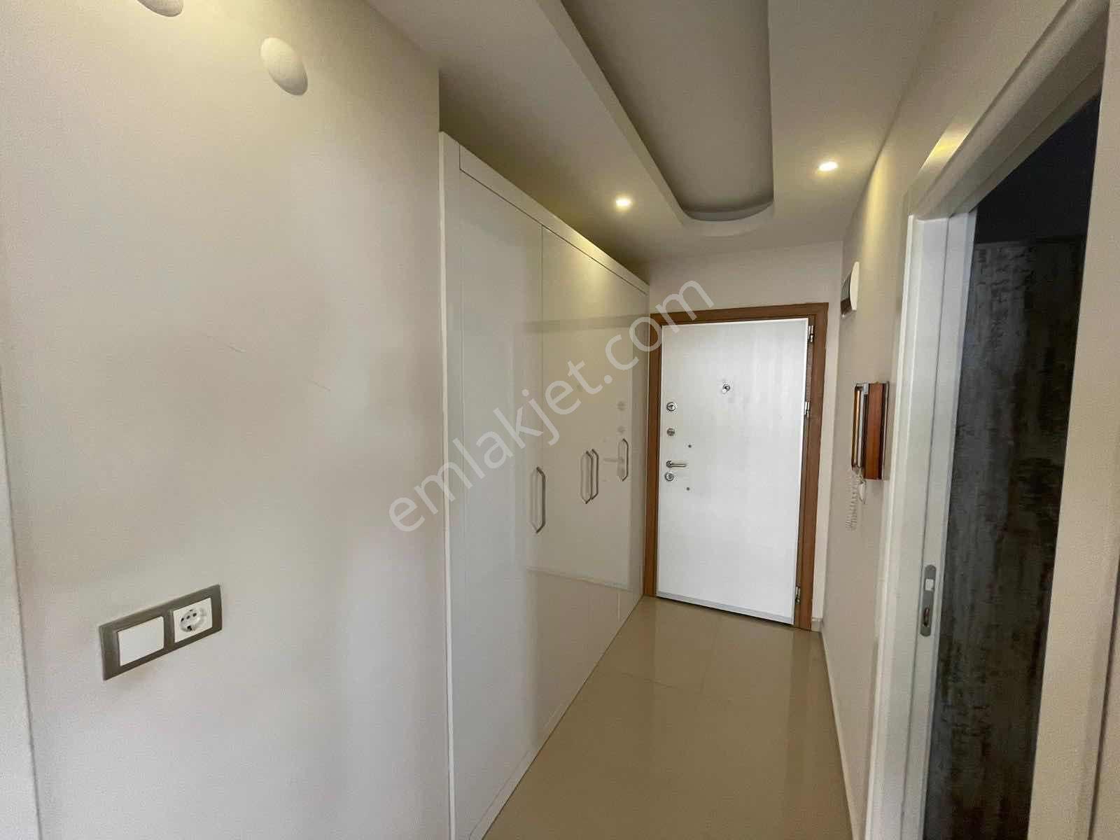 Orkide Evlerinde Ara Kat Eşyalı Satılık Daire - Görsel 15