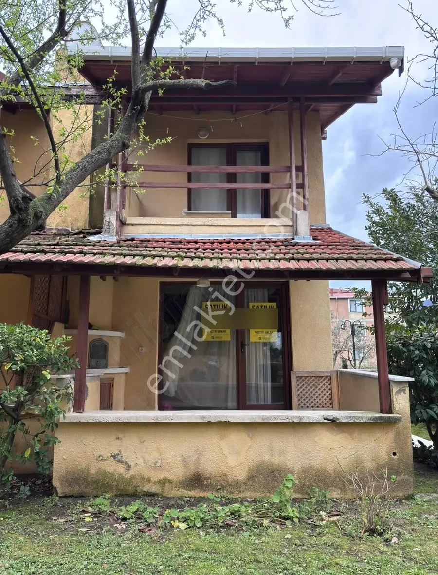 Mavi İle Yeşilin Tam Ortasında Camcılar Sitesinde Satılık Villa - Görsel 2