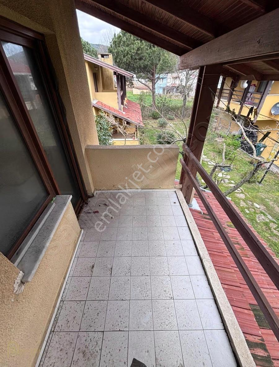 Mavi İle Yeşilin Tam Ortasında Camcılar Sitesinde Satılık Villa - Görsel 20